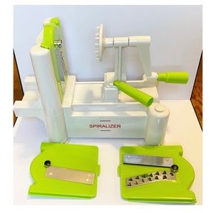 The Spiralizer- Make Veggie Pasta!